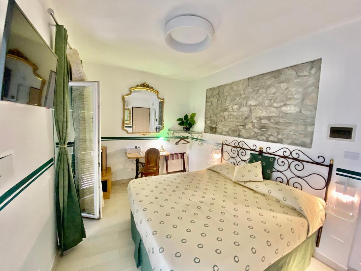 The Manarola Main Plaza Hotell Eksteriør bilde