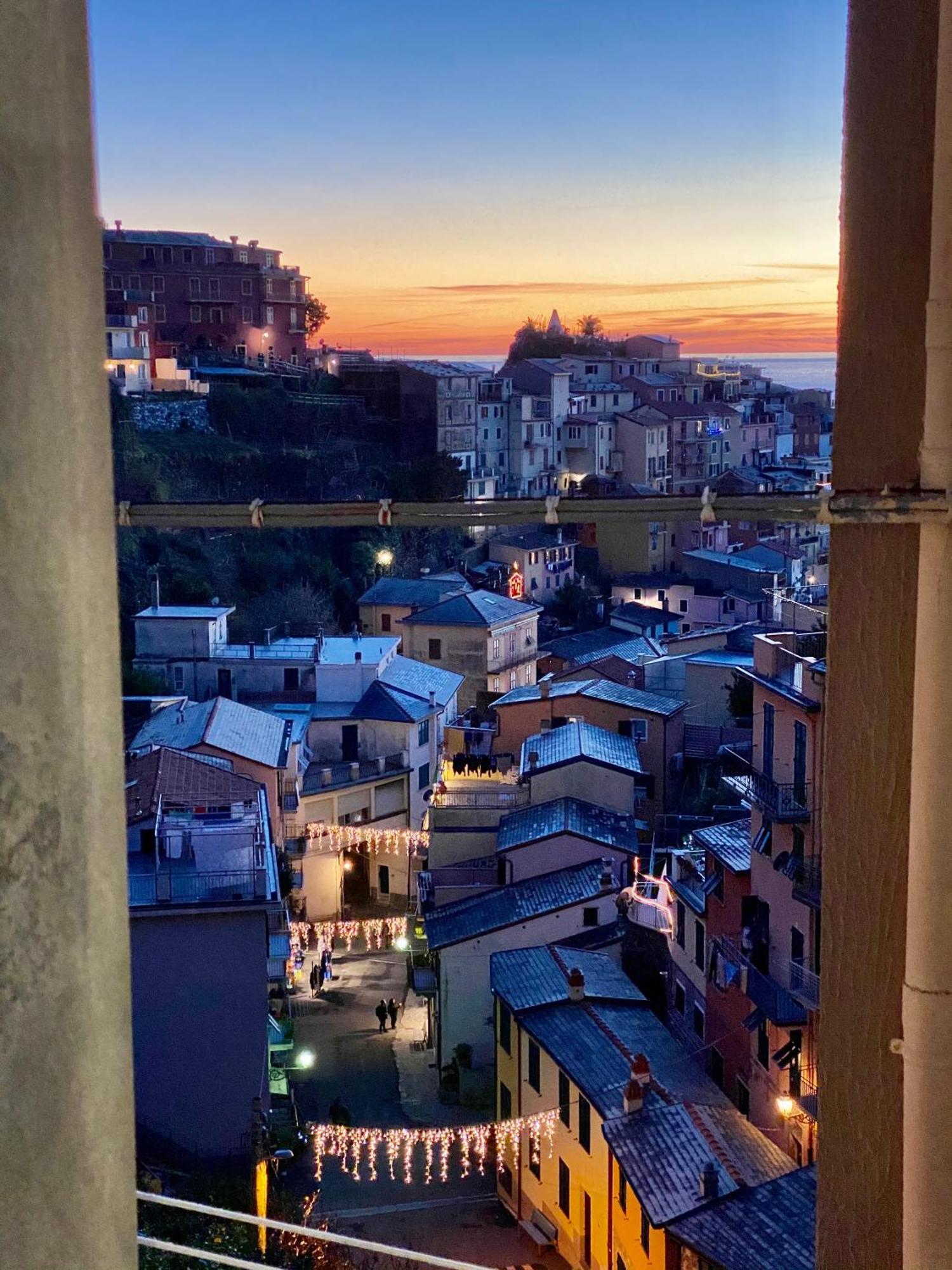 The Manarola Main Plaza Hotell Eksteriør bilde
